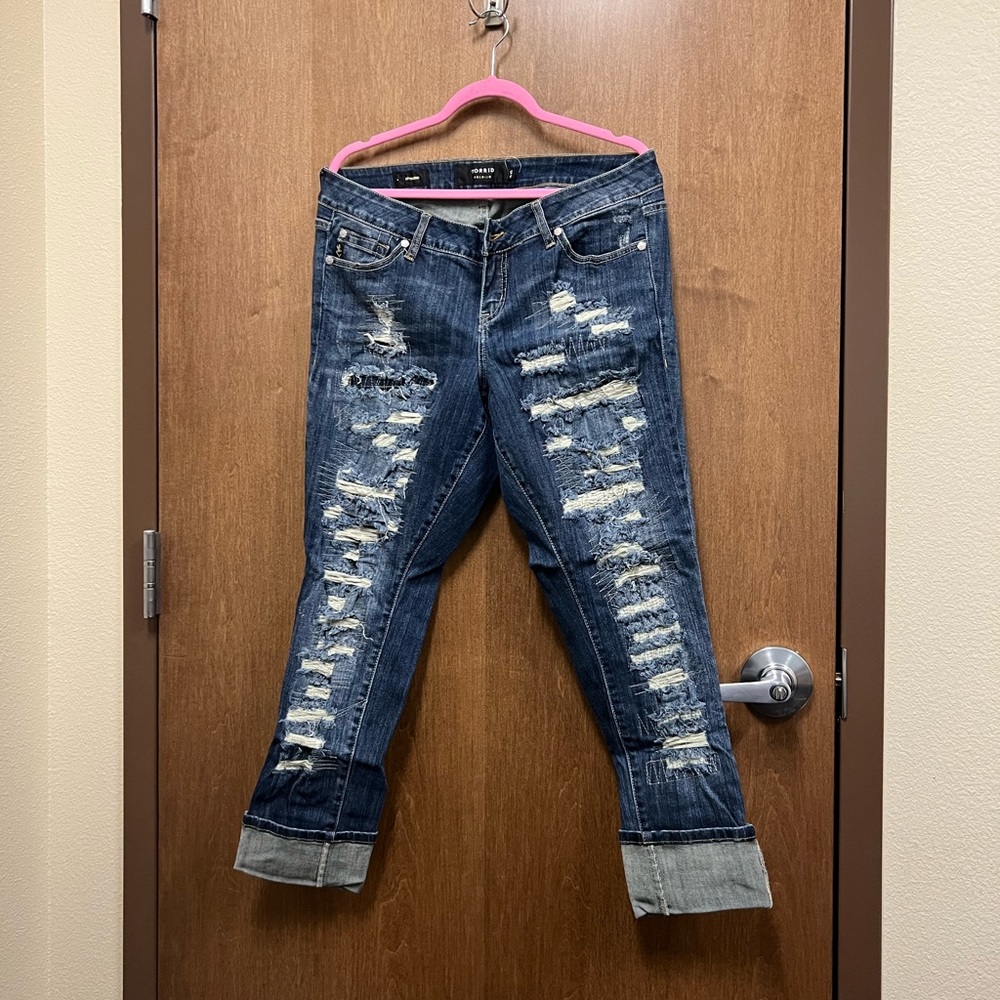 Torrid boyfriend crops in size 12.
